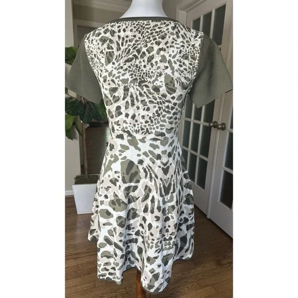 Catherine Malandrino Olive Green Animal Print Fit & Flare Dress Size M - Picture 6 of 8